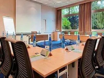 Hilton Paris Orly Airport 3*