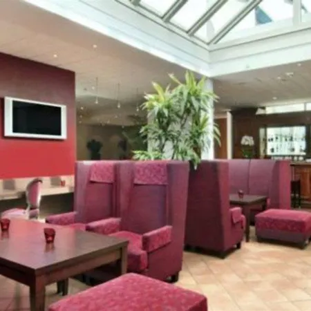 Hilton Paris Orly Airport Szálloda 3*