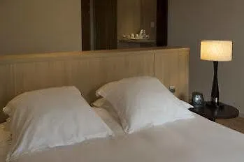 Hilton Paris Orly Airport 3*