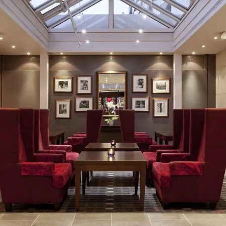 Hilton Paris Orly Airport 3*