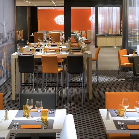 Hilton Orly Airport ホテル パリ