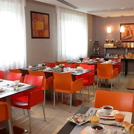 Hilton Orly Airport パリ