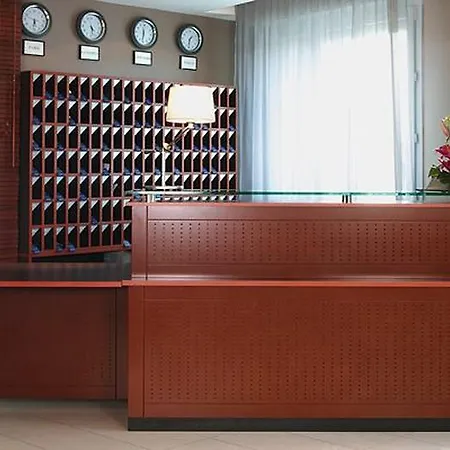 ホテル Hilton Orly Airport パリ